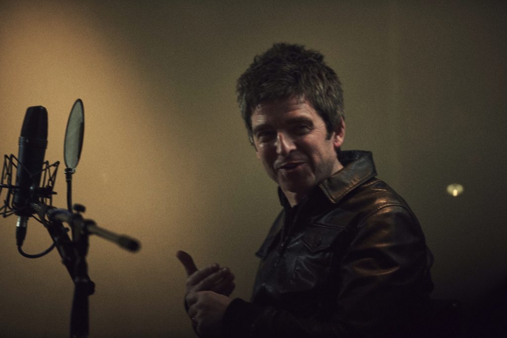 Oasis: Supersonic